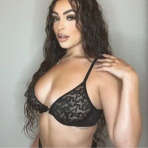 Tagged by savage unlined bra. 🖤